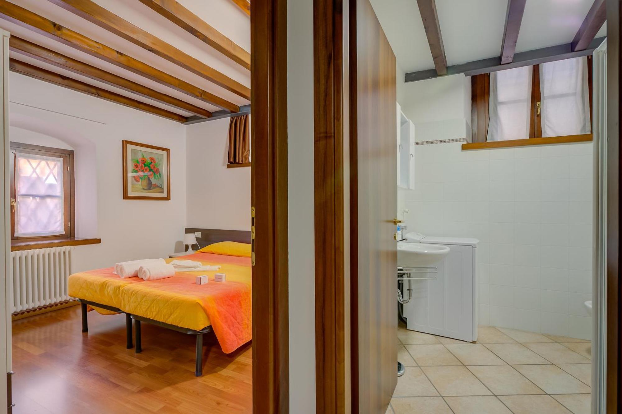 Casa Alpino Aparthotel Riva del Garda Luaran gambar