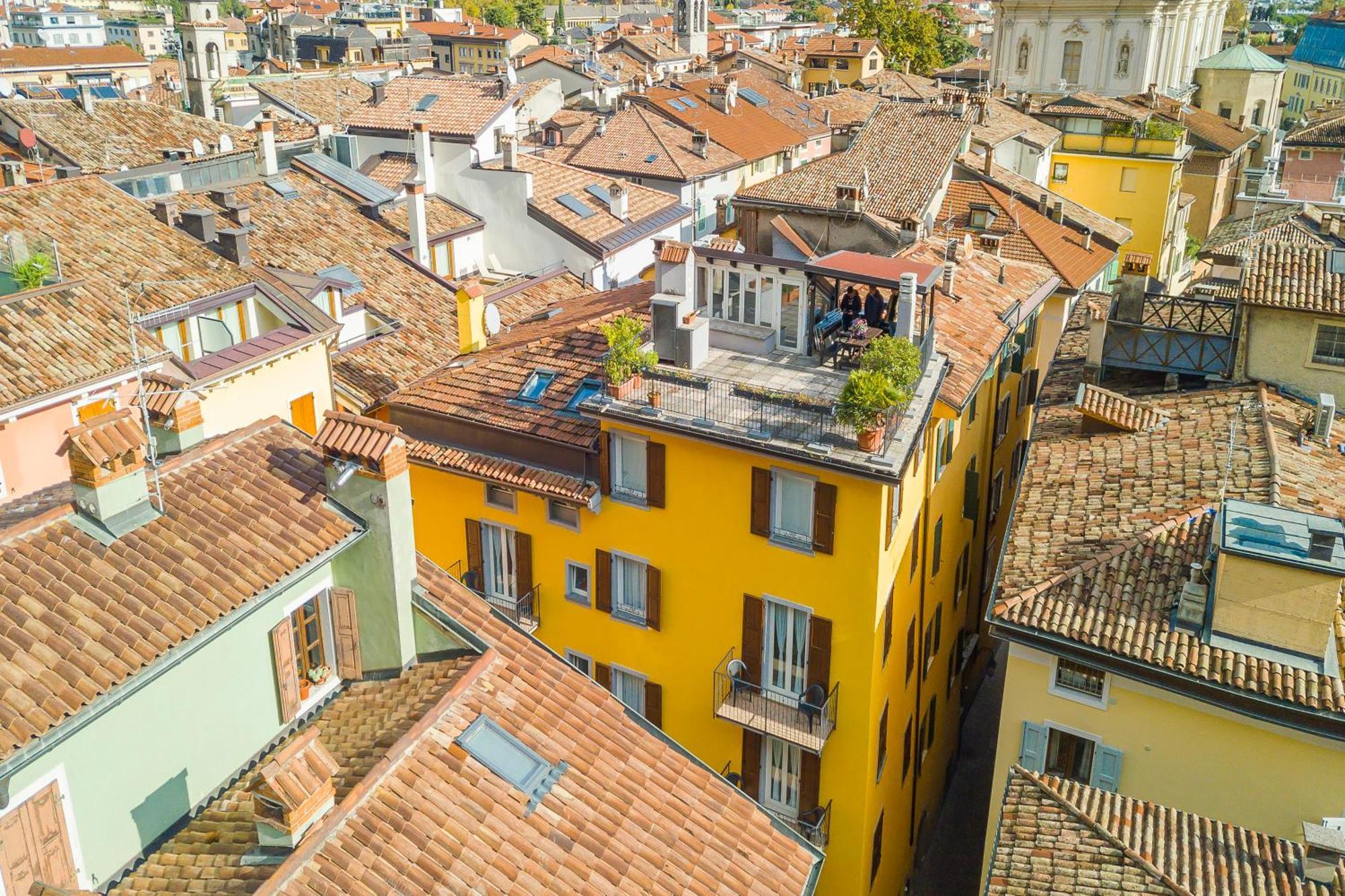 Casa Alpino Aparthotel Riva del Garda Luaran gambar