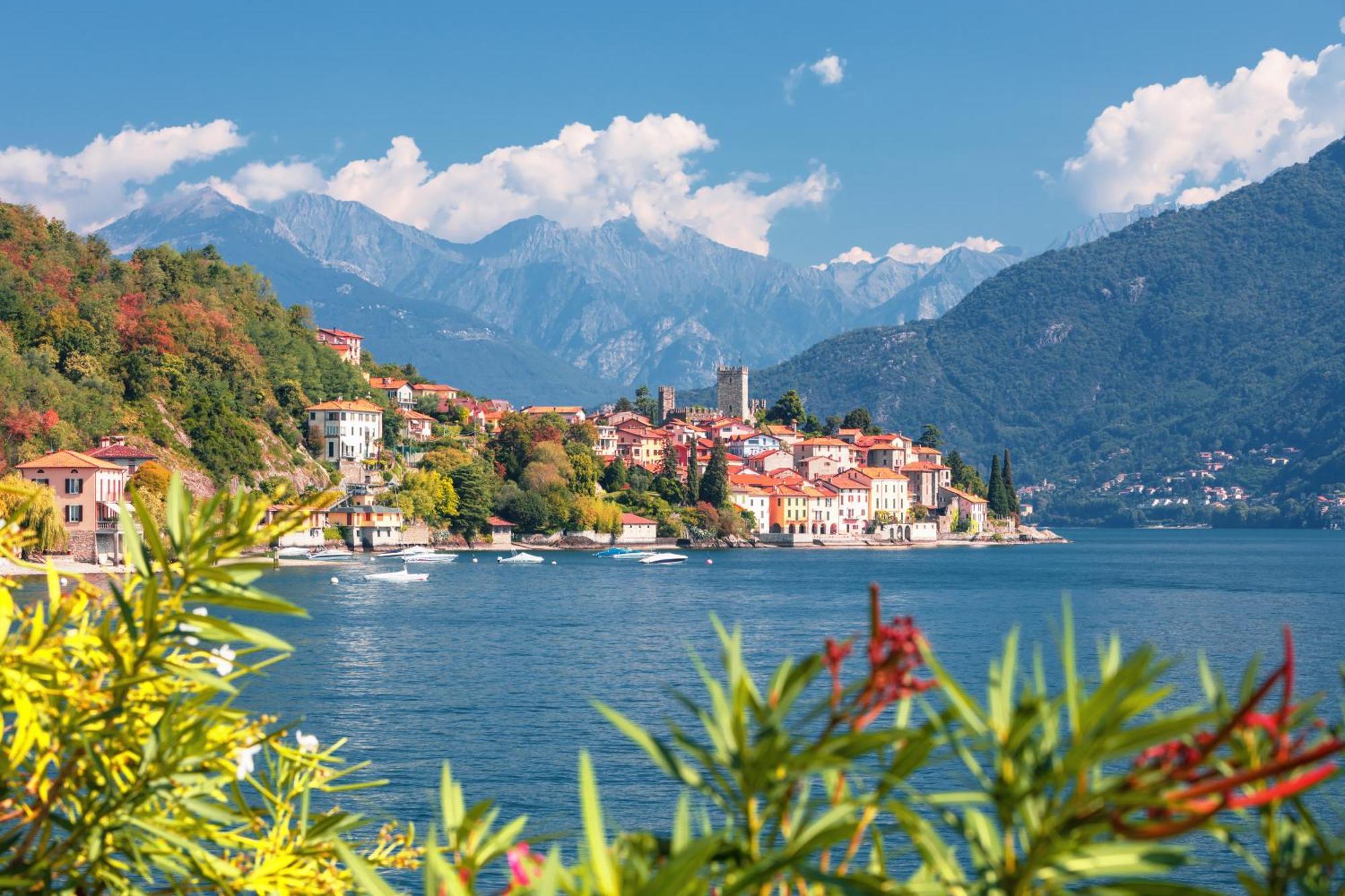 Casa Alpino Aparthotel Riva del Garda Luaran gambar