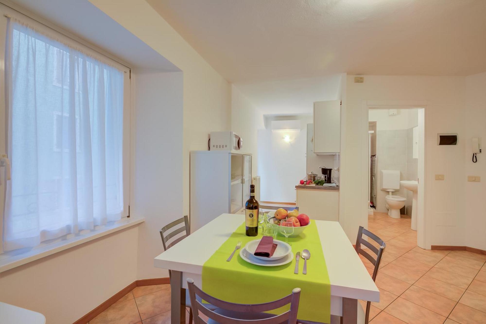 Casa Alpino Aparthotel Riva del Garda Luaran gambar
