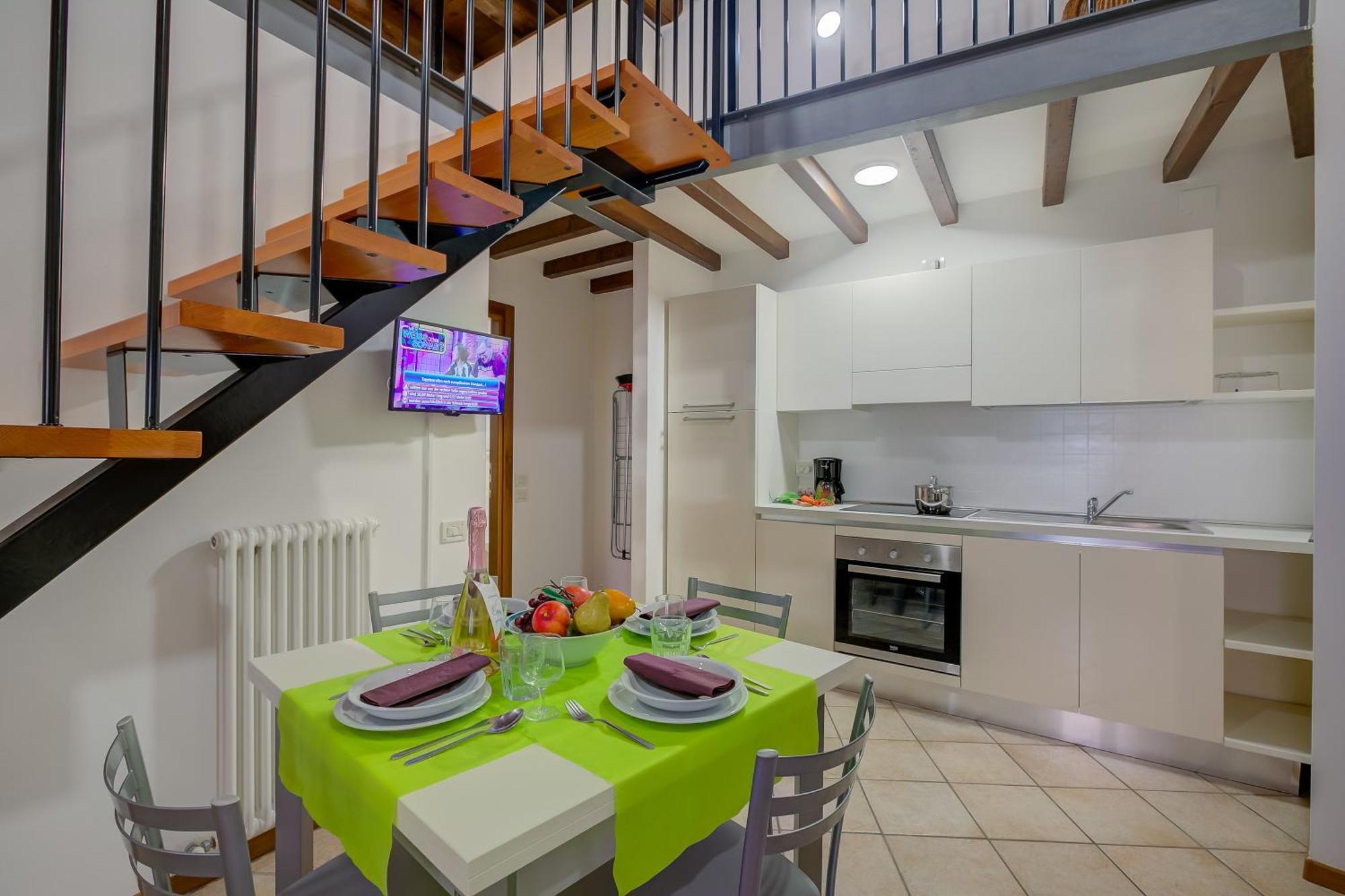Casa Alpino Aparthotel Riva del Garda Luaran gambar