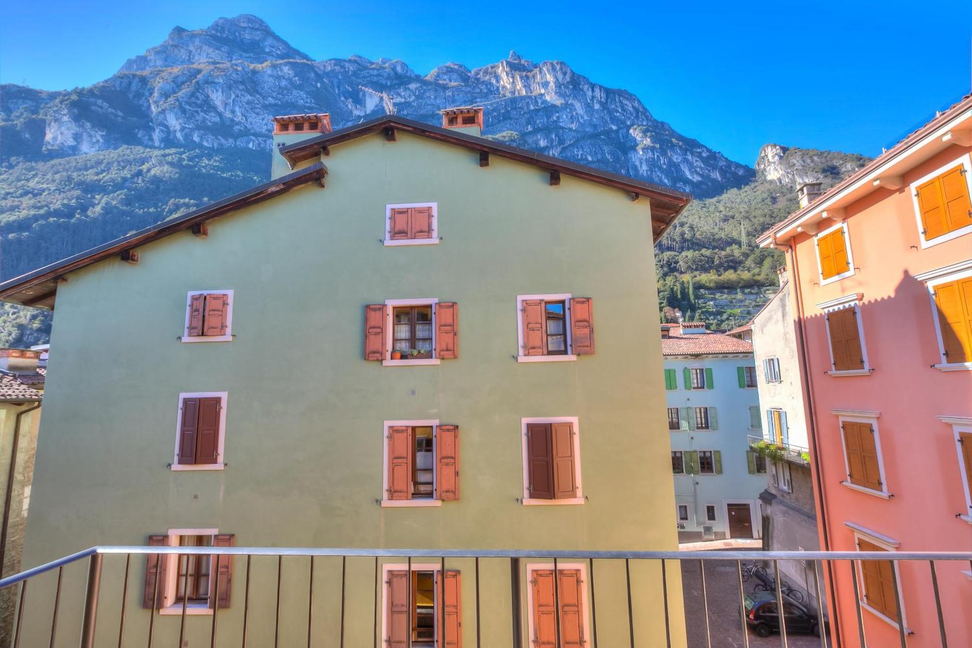 Casa Alpino Aparthotel Riva del Garda Luaran gambar