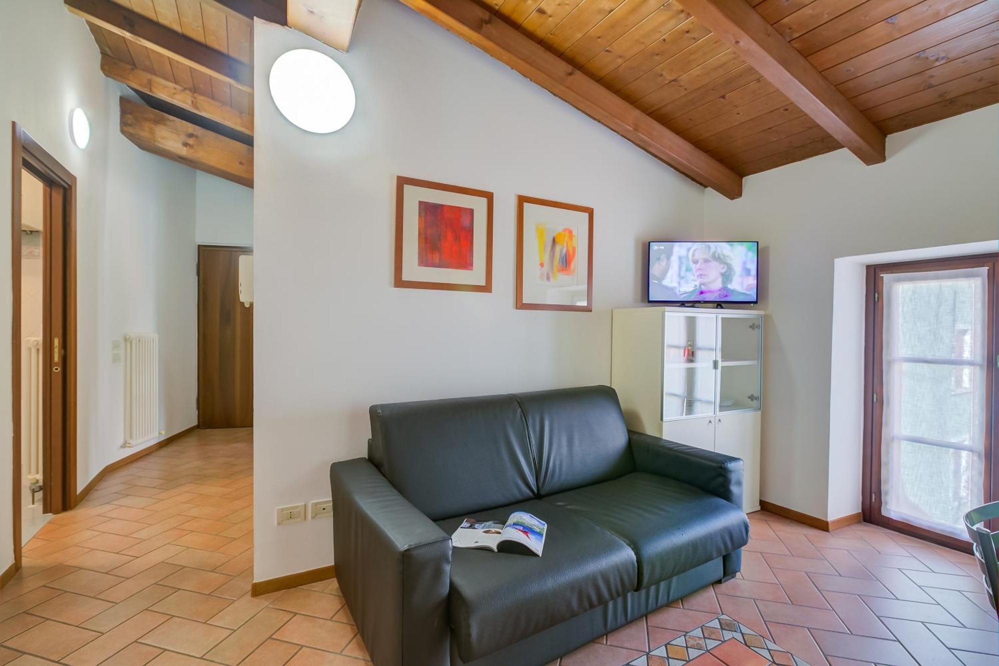 Casa Alpino Aparthotel Riva del Garda Luaran gambar